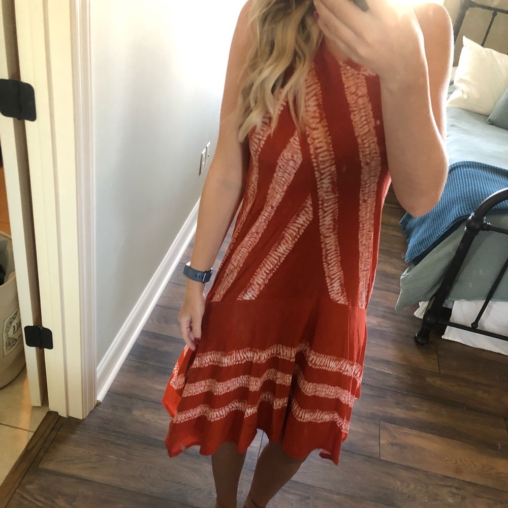 EUC BCBG Maxazria Tie Die Dress